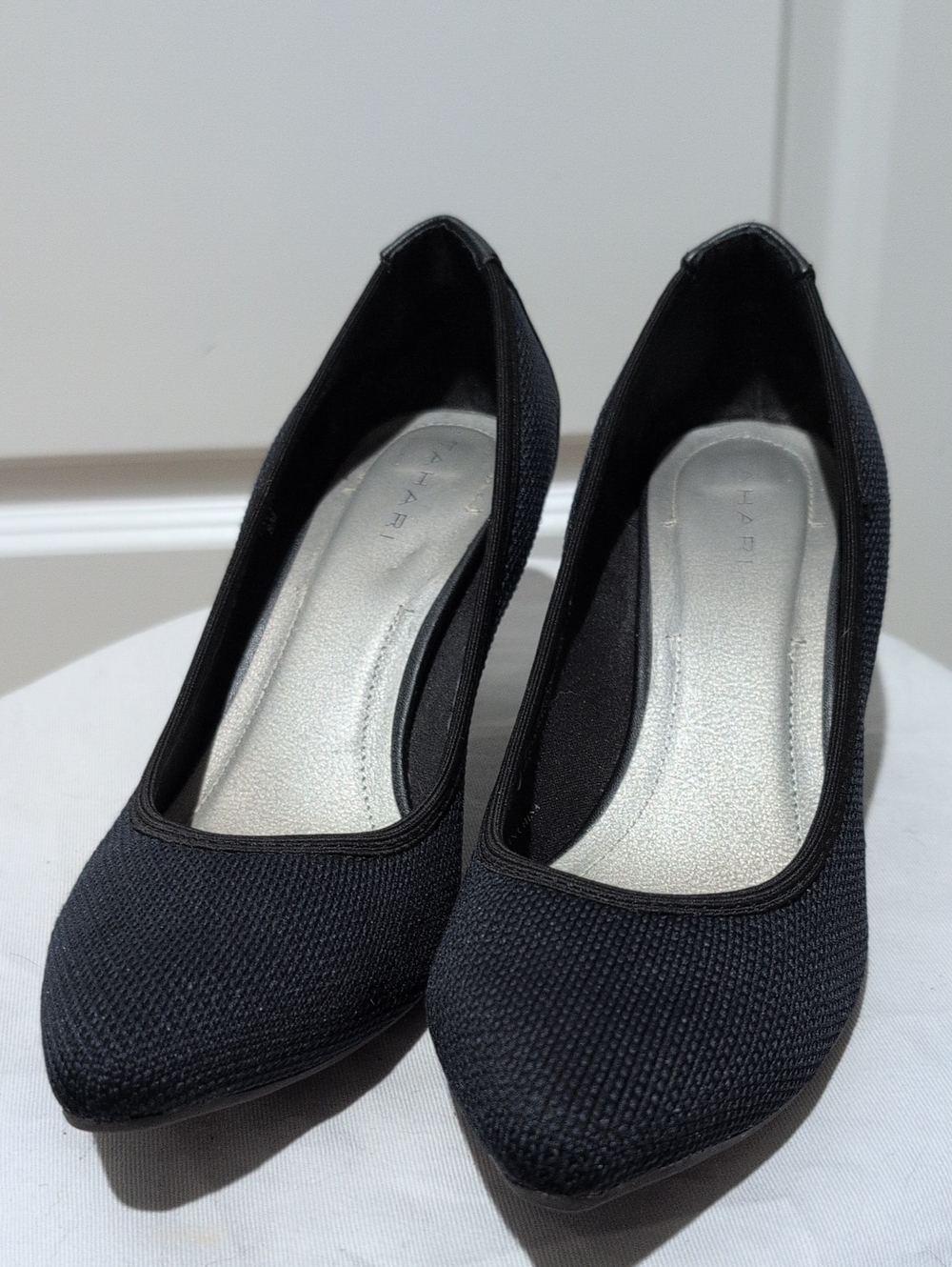 Tahari Tacey Navy Blue Stretch Material Pump